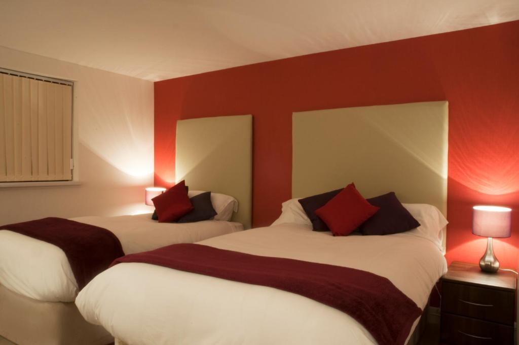 Haveli Hotel Hensol Oda fotoğraf
